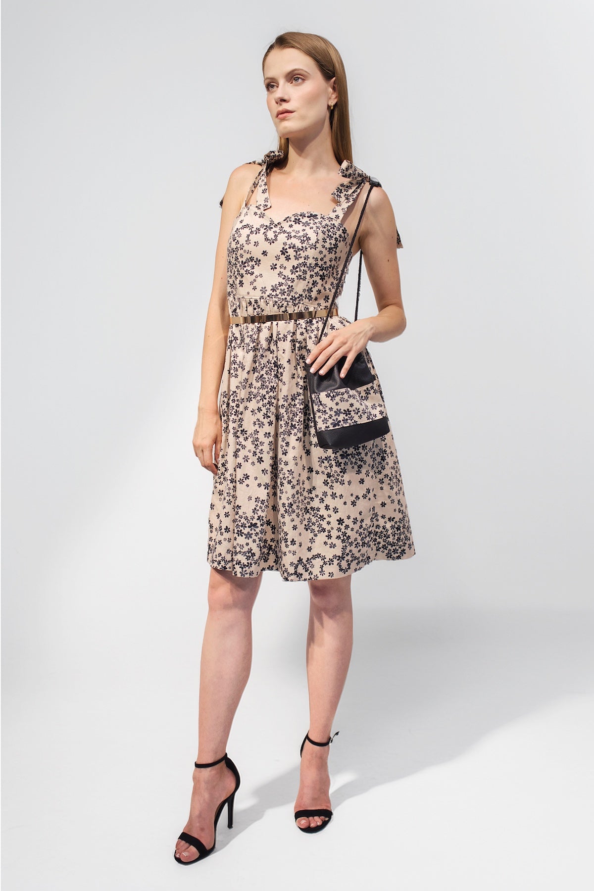 Ausgestelltes Mini Träger - Kleid aus Baumwolle "ELIXIR" - beige - Manuel Essl Design