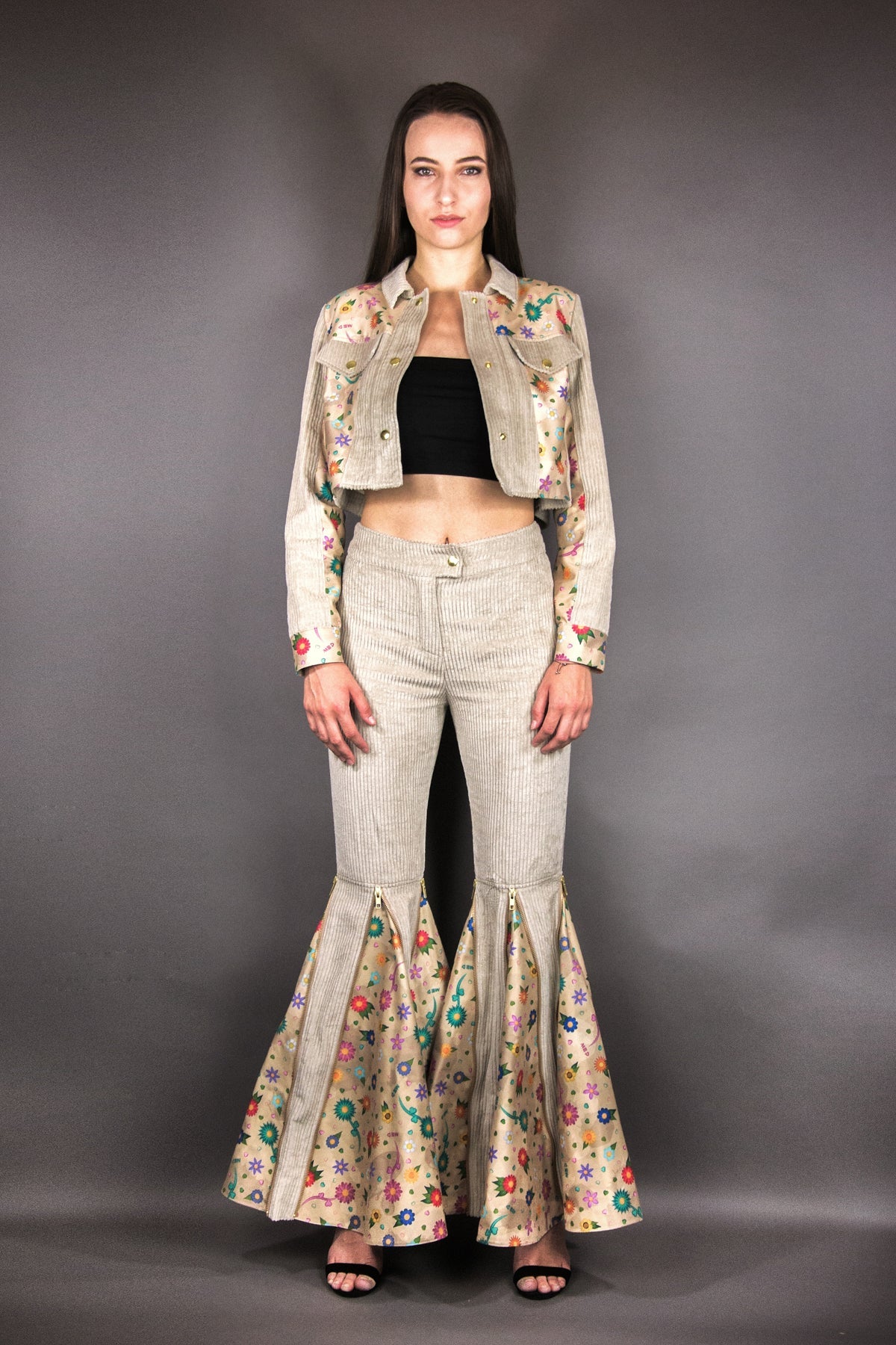 Hose aus Cord mit Zipps und Godets "FLOWERS" - beige - Manuel Essl Design