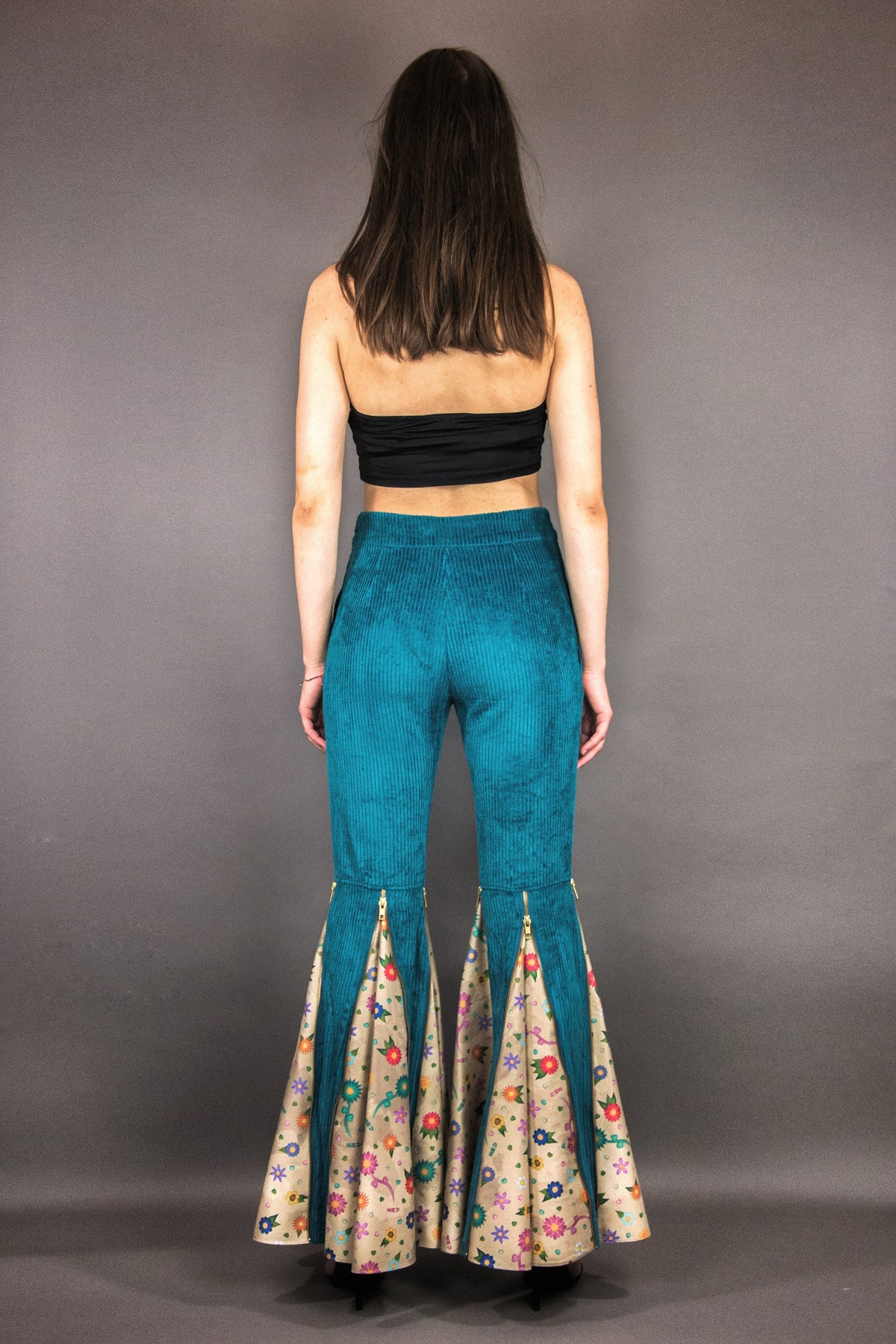 Hose aus Cord mit Zipps und Godets "FLOWERS" - ONE SIZE